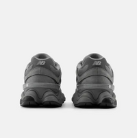 NEW BALANCE 9060 TEAM AWAY GREY
